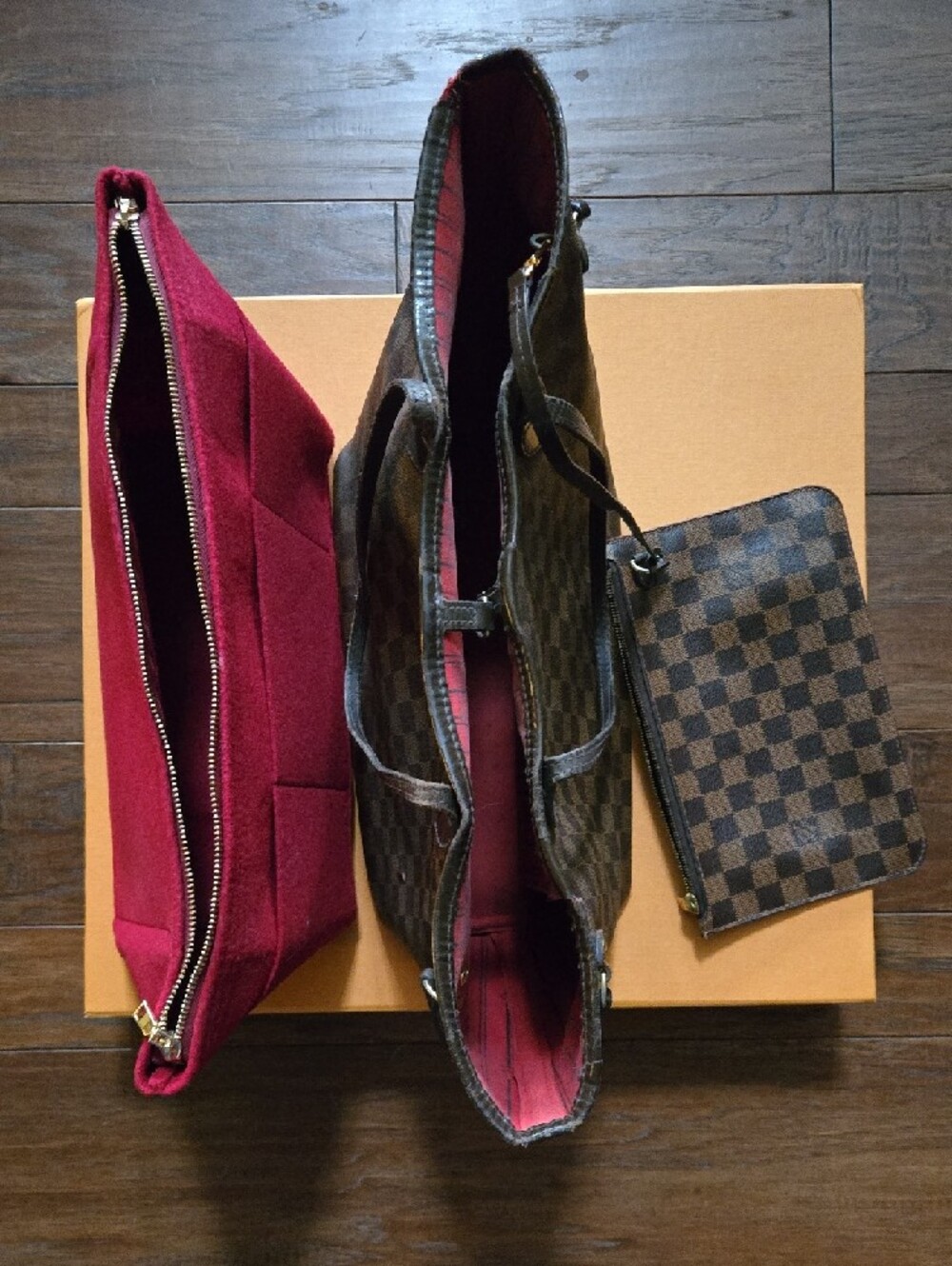 Louis Vuitton Damier Ebene Neverfull MM *read* - Picture 15 of 15